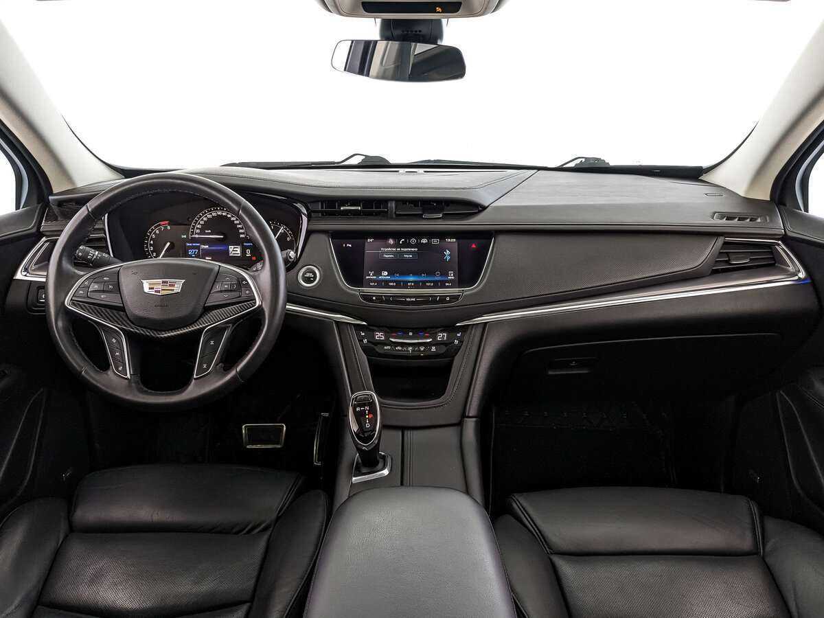 Cadillac XT5 с пробегом — 2016 год. Фото: #9