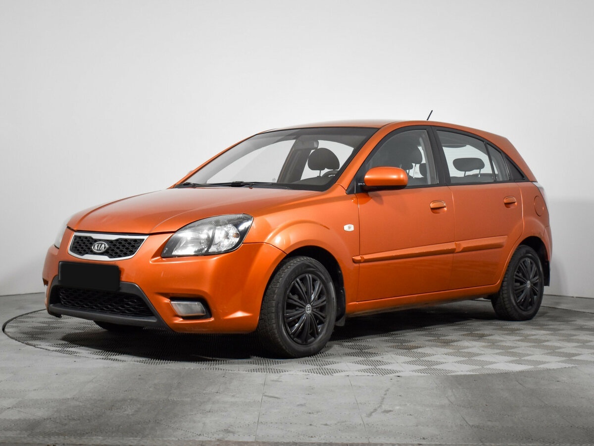 Kia Rio с пробегом — 2011 год. Фото: #0