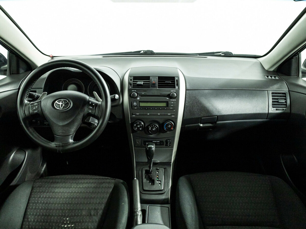 Toyota Corolla с пробегом — 2008 год. Фото: #12