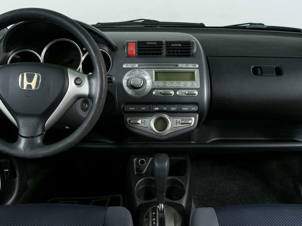 Honda Jazz с пробегом — 2008 год. Фото: #10
