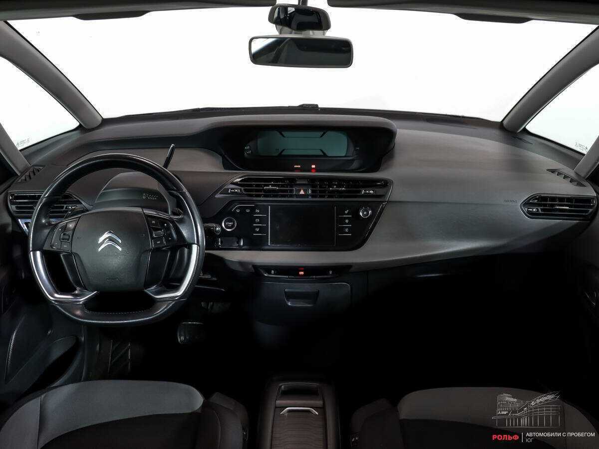 Citroen C4 Picasso с пробегом — 2014 год. Фото: #11