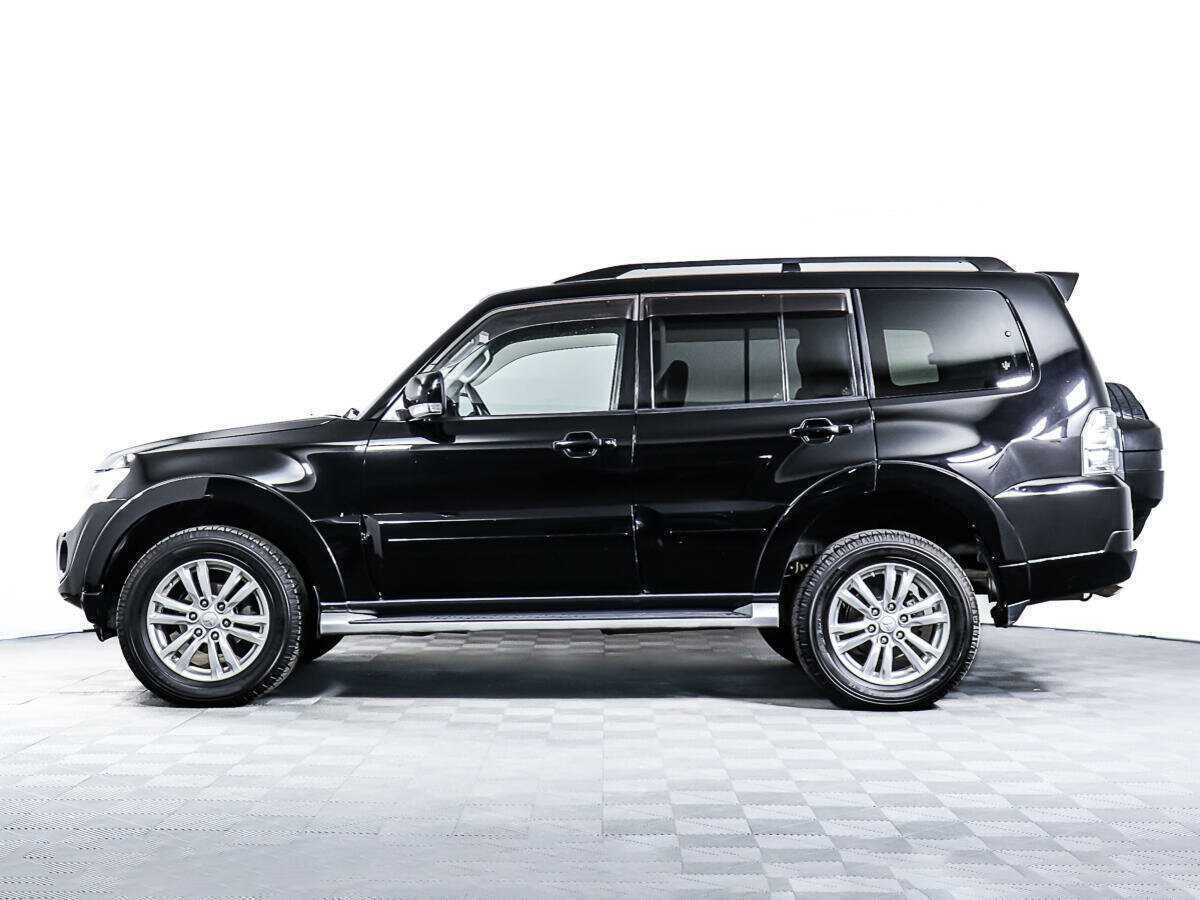 Mitsubishi Pajero с пробегом — 2012 год. Фото: #4