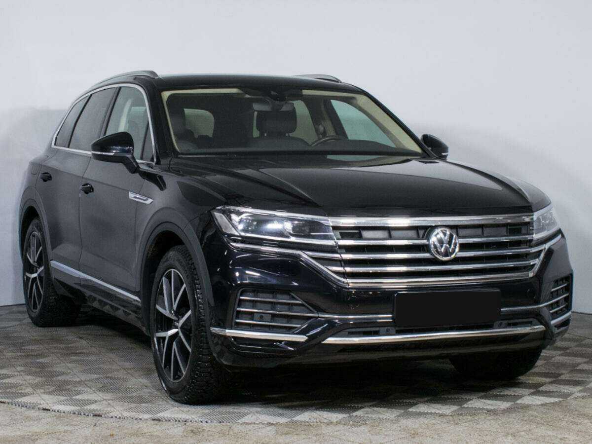 Volkswagen Touareg с пробегом — 2020 год. Фото: #2