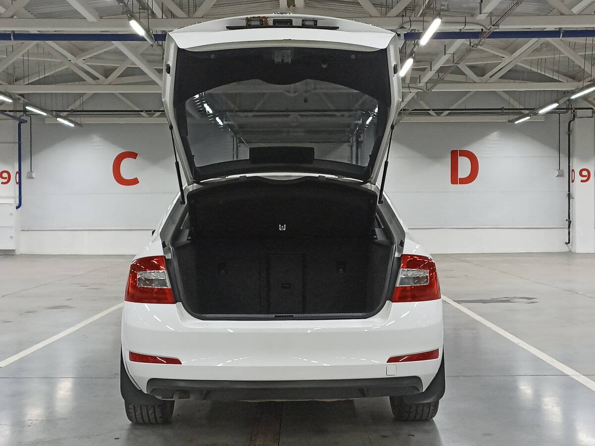 Skoda Octavia с пробегом — 2013 год. Фото: #9