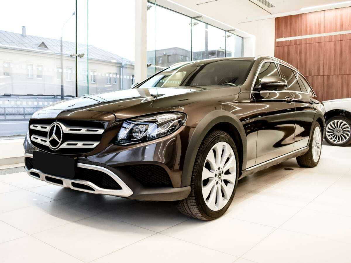 Mercedes-Benz E-Класс с пробегом — 2017 год. Фото: #0