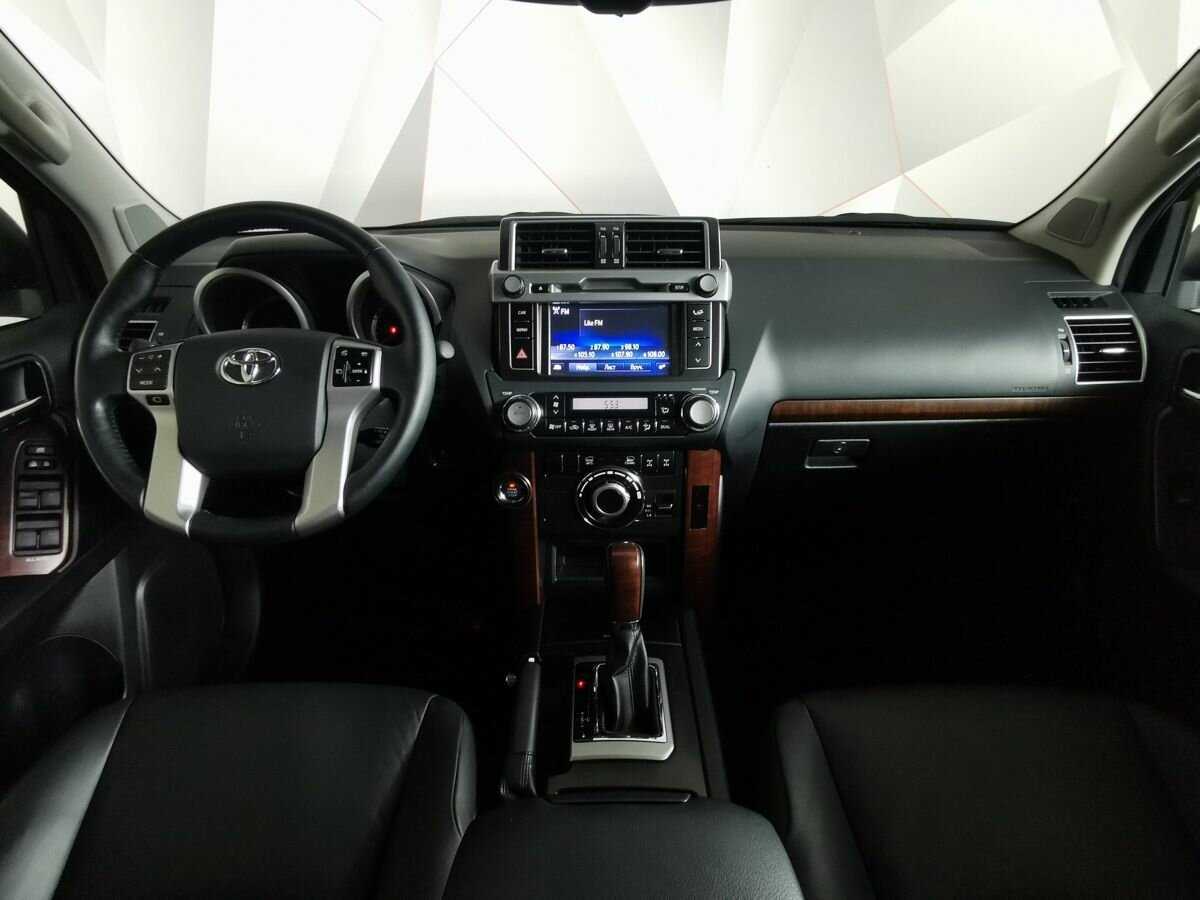 Toyota Land Cruiser Prado с пробегом — 2014 год. Фото: #9