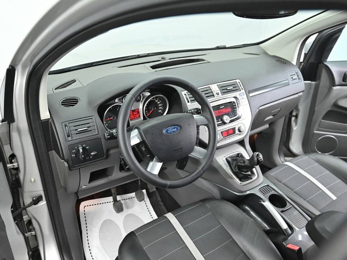 Ford Kuga с пробегом — 2008 год. Фото: #6