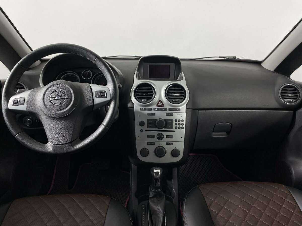 Opel Corsa с пробегом — 2013 год. Фото: #6