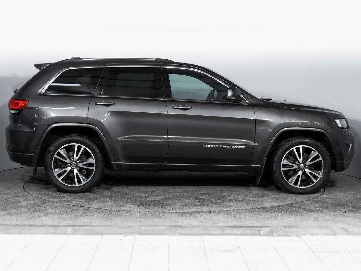 Jeep Grand Cherokee с пробегом — 2014 год. Фото: #3