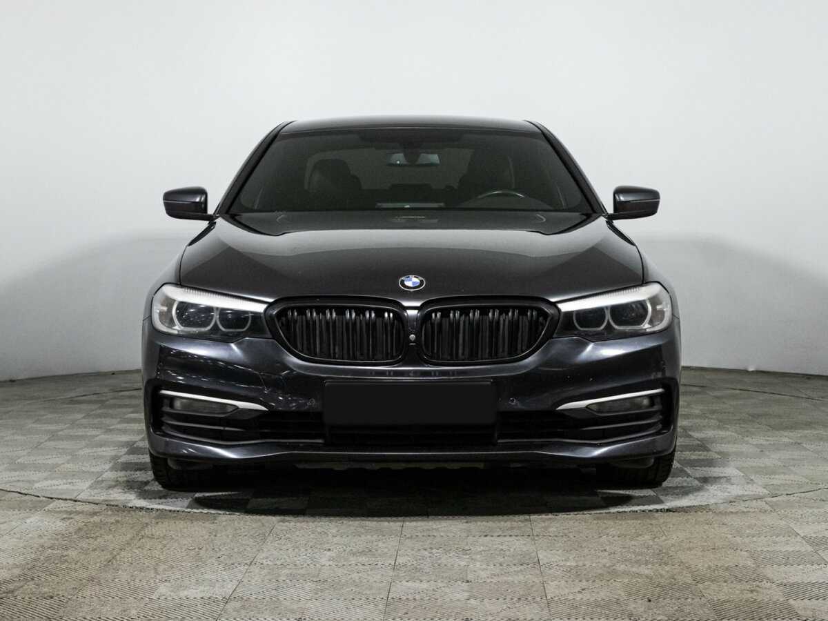 BMW 5 серии с пробегом — 2017 год. Фото: #1