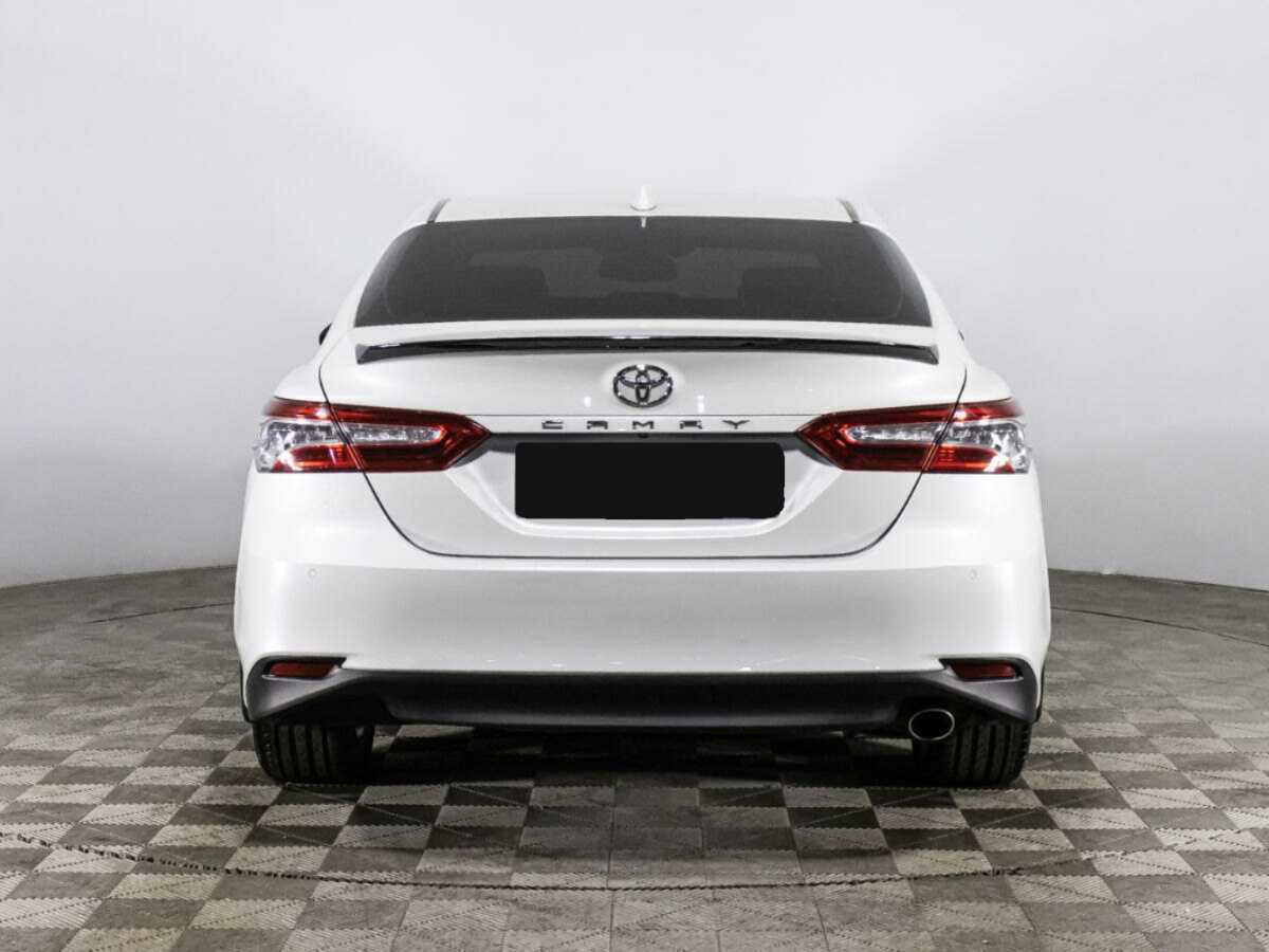 Toyota Camry с пробегом — 2020 год. Фото: #5