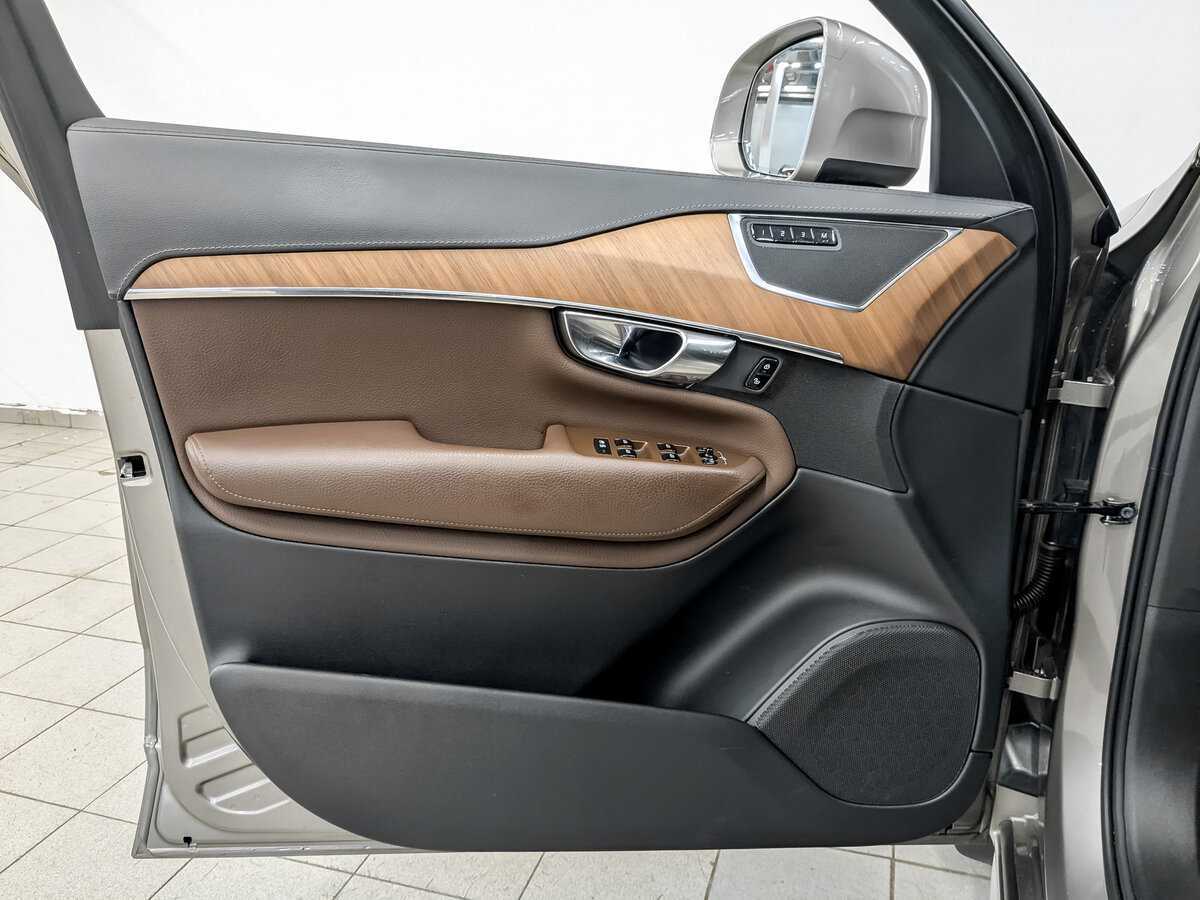 Volvo XC90 с пробегом — 2020 год. Фото: #17