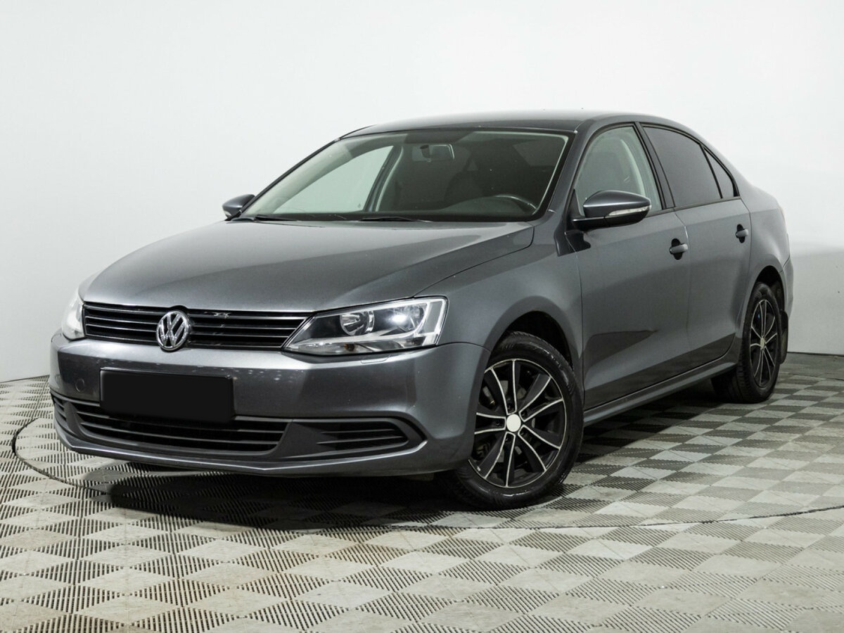 Volkswagen Jetta с пробегом — 2011 год. Фото: #0