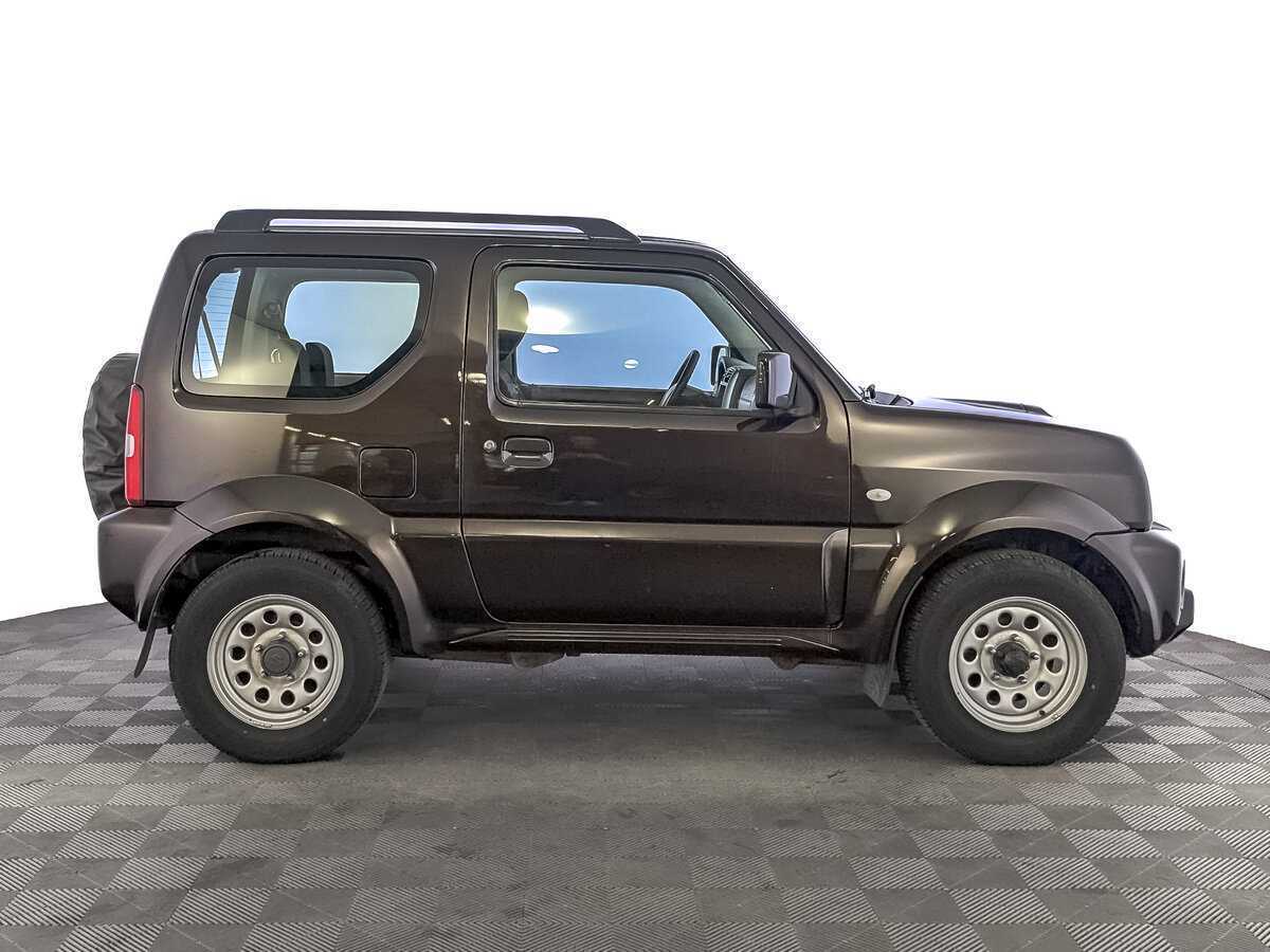 Suzuki Jimny с пробегом — 2017 год. Фото: #3
