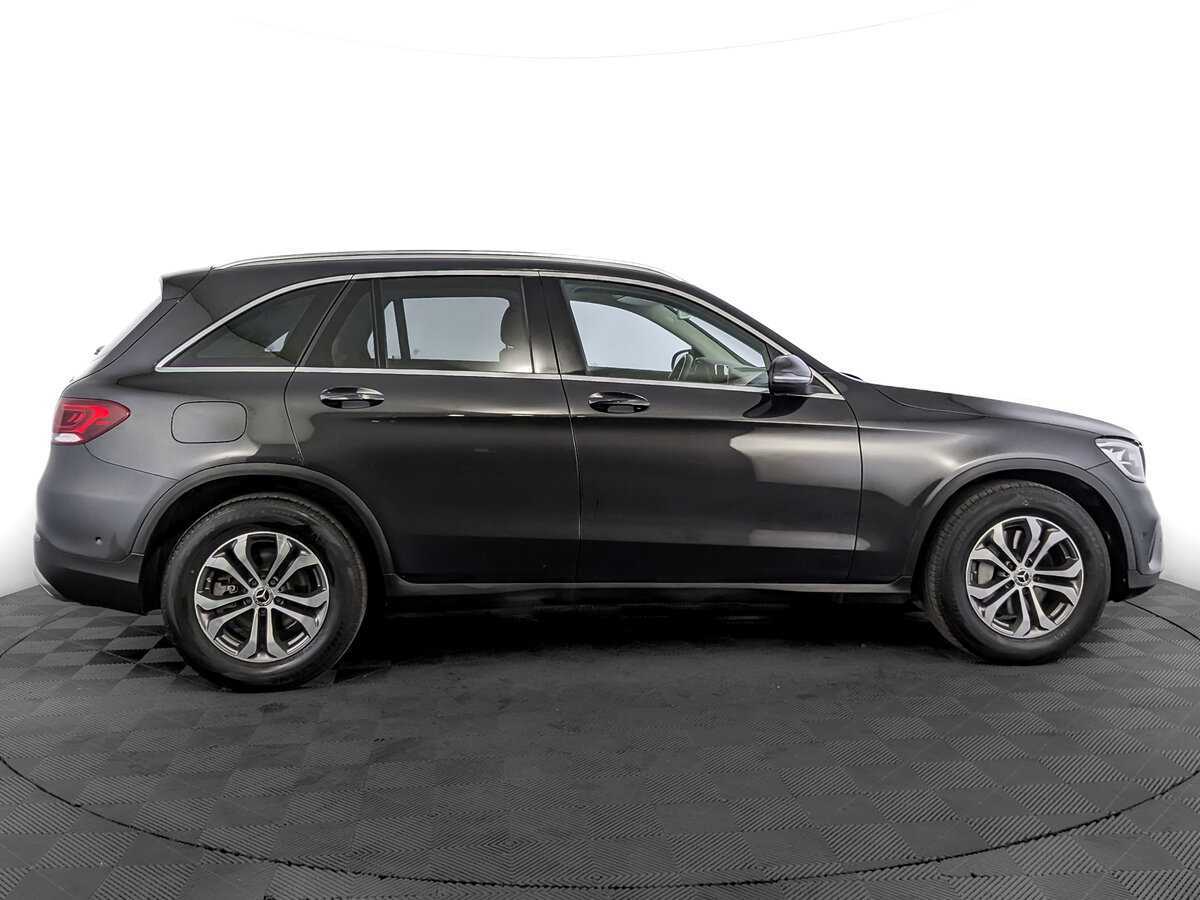 Mercedes-Benz GLC с пробегом — 2019 год. Фото: #3