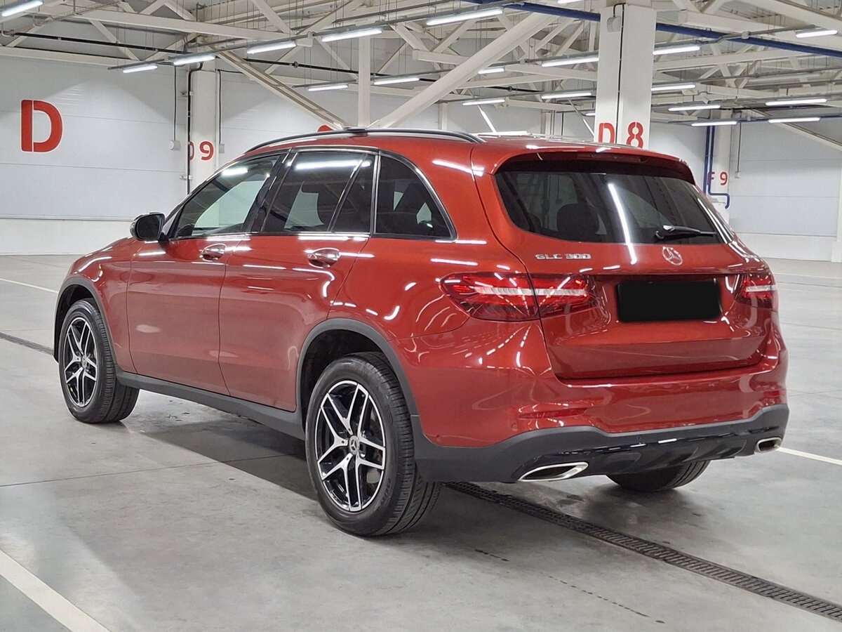 Mercedes-Benz GLC с пробегом — 2018 год. Фото: #6