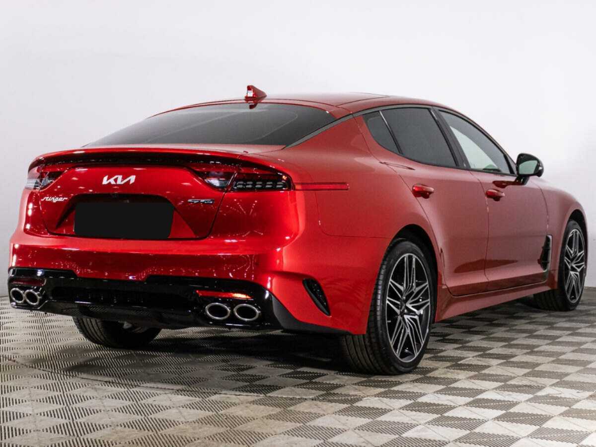 Kia Stinger с пробегом — 2022 год. Фото: #4