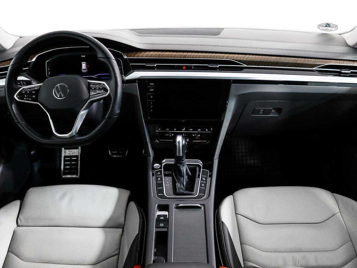 Volkswagen Arteon с пробегом — 2021 год. Фото: #14