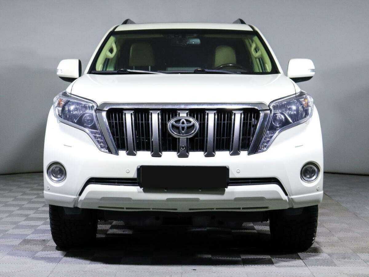 Toyota Land Cruiser Prado с пробегом — 2015 год. Фото: #1