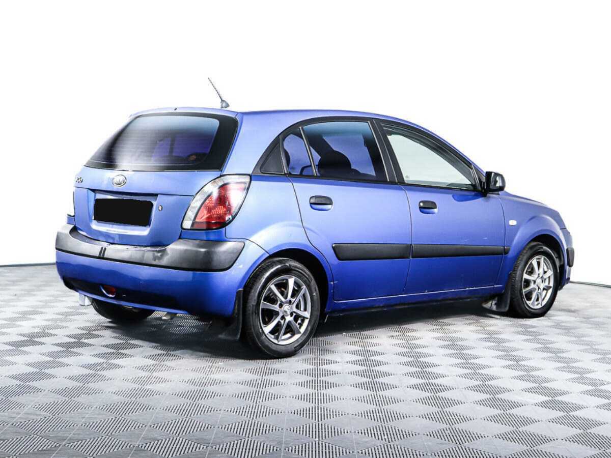 Kia Rio с пробегом — 2006 год. Фото: #4