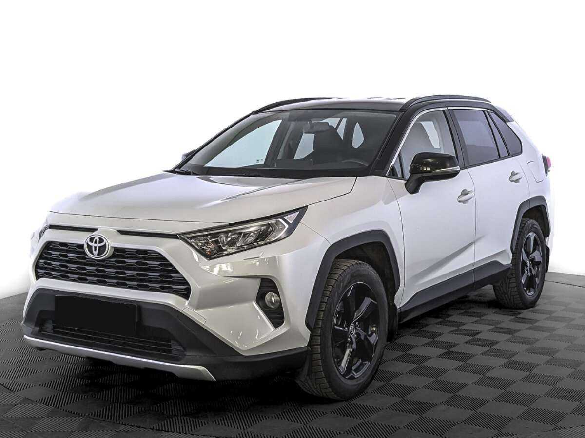 Toyota RAV4 с пробегом — 2021 год. Фото: #0