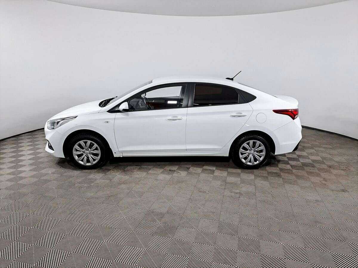 Hyundai Solaris с пробегом — 2019 год. Фото: #6