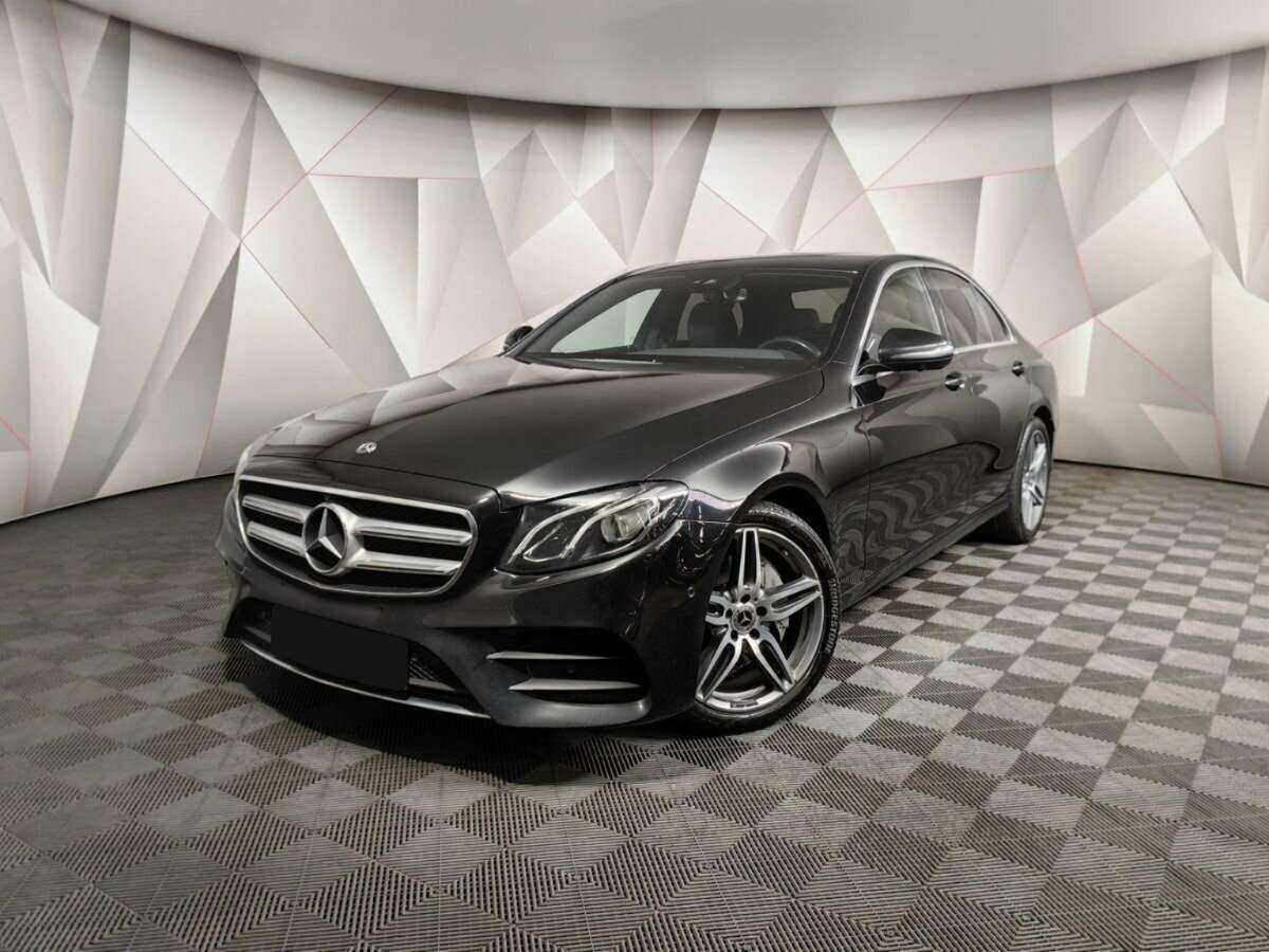 Mercedes-Benz E-Класс с пробегом — 2017 год. Посмотреть фото