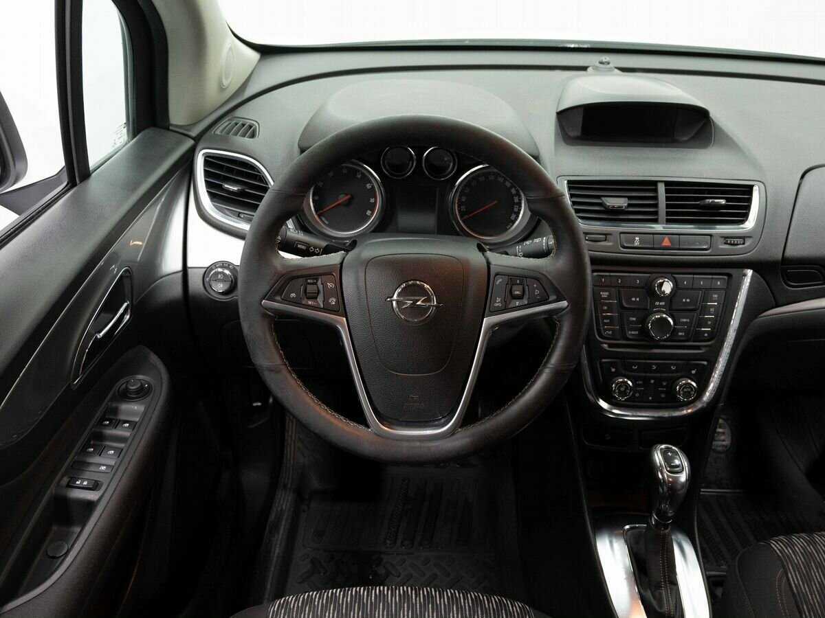 Opel Mokka с пробегом — 2013 год. Фото: #14