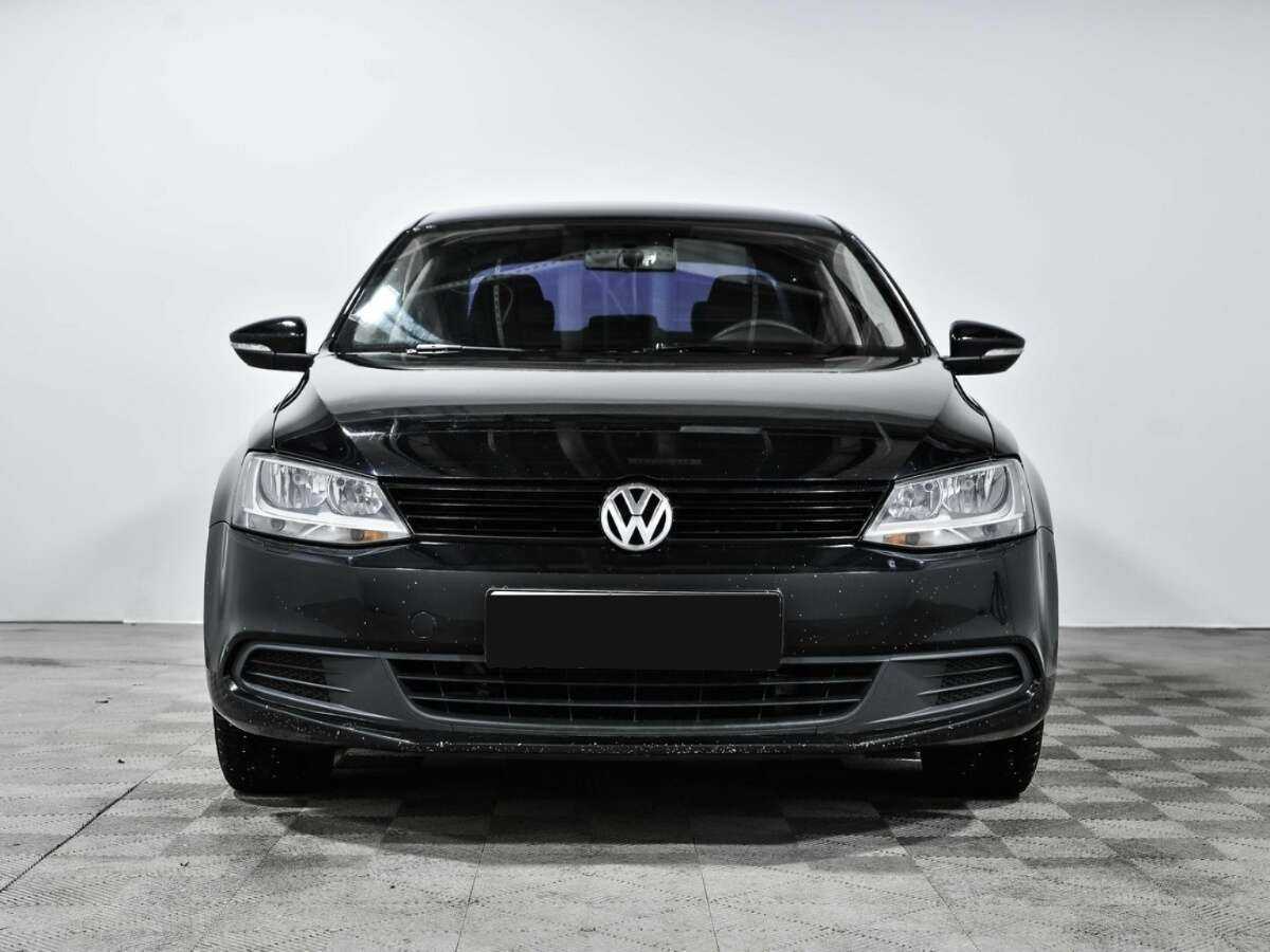 Volkswagen Jetta с пробегом — 2013 год. Фото: #1