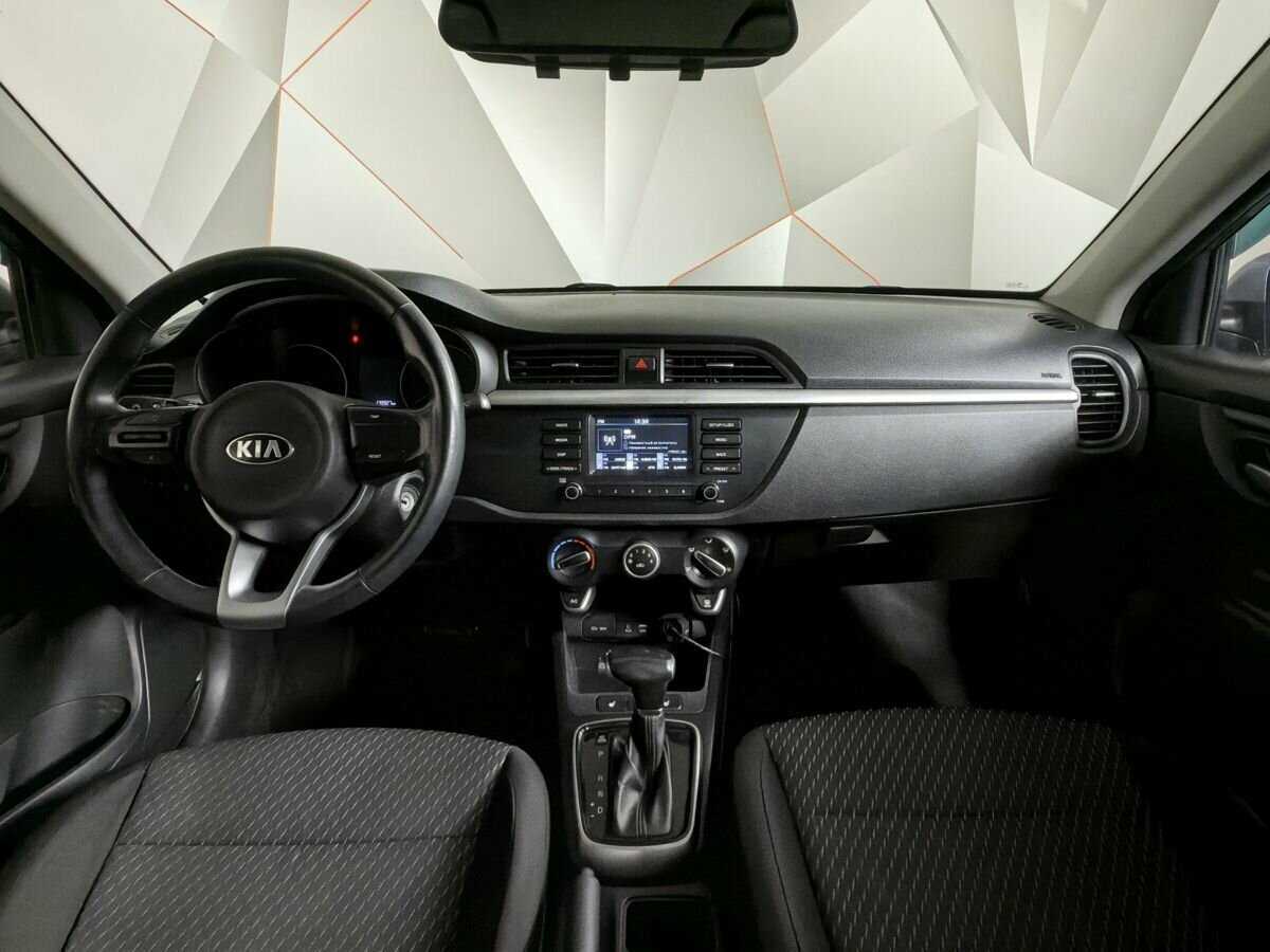 Kia Rio с пробегом — 2018 год. Фото: #9