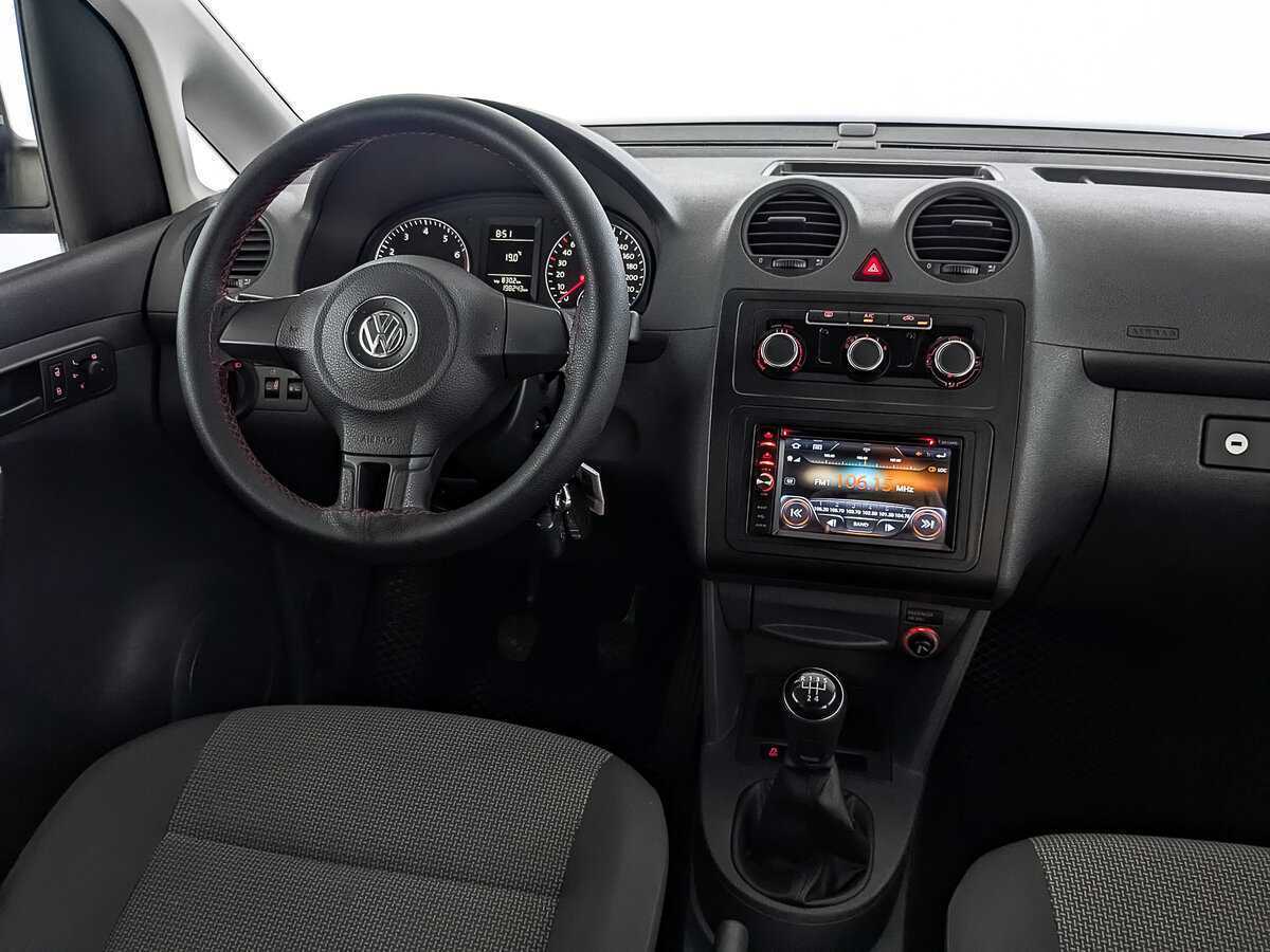 Volkswagen Caddy с пробегом — 2013 год. Фото: #26