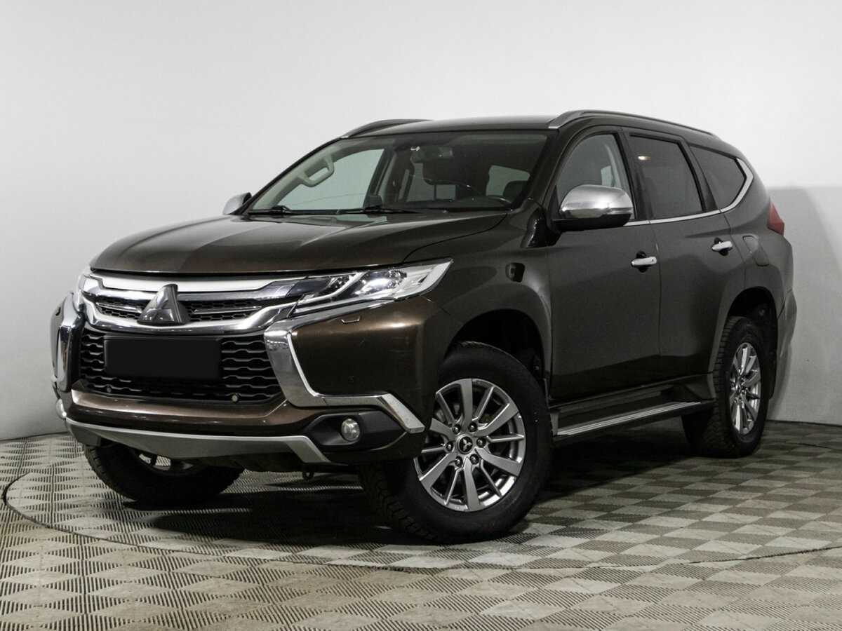 Mitsubishi Pajero Sport с пробегом — 2019 год. Фото: #0