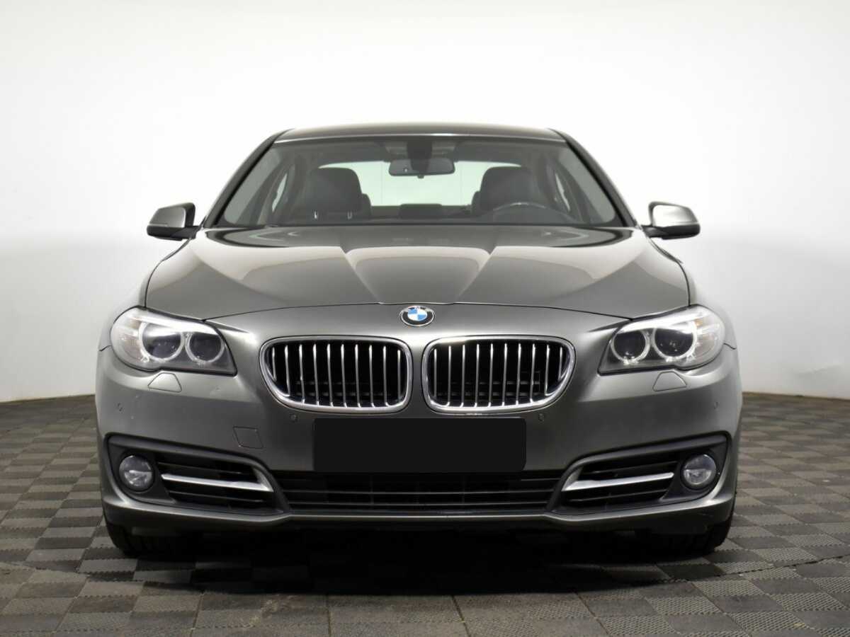 BMW 5 серии с пробегом — 2014 год. Фото: #1