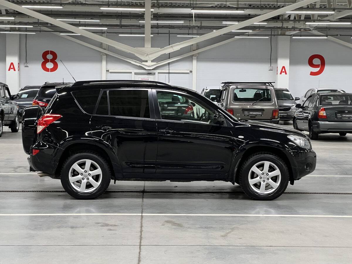 Toyota RAV4 с пробегом — 2008 год. Фото: #3