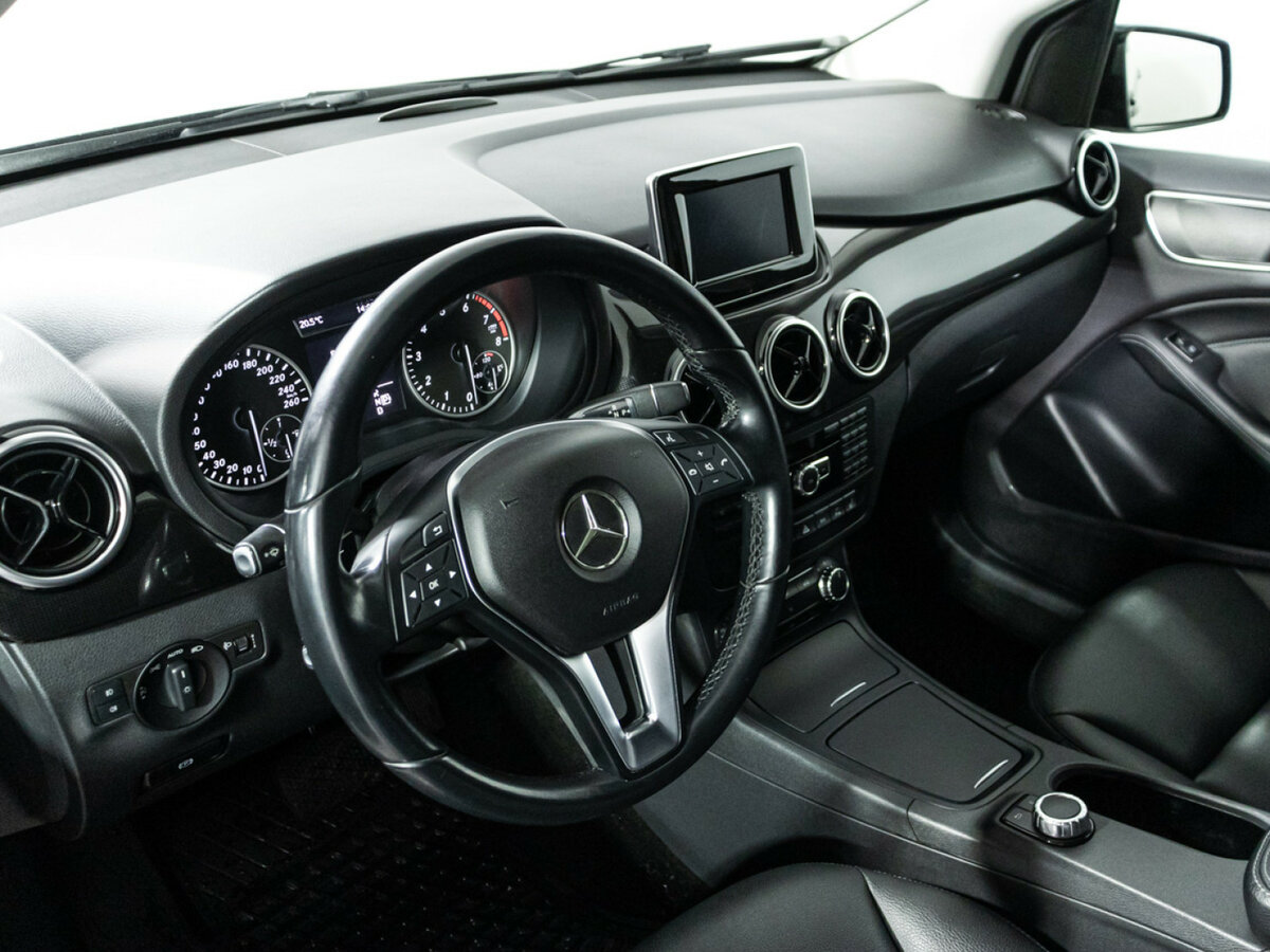 Mercedes-Benz B-Класс с пробегом — 2014 год. Фото: #10