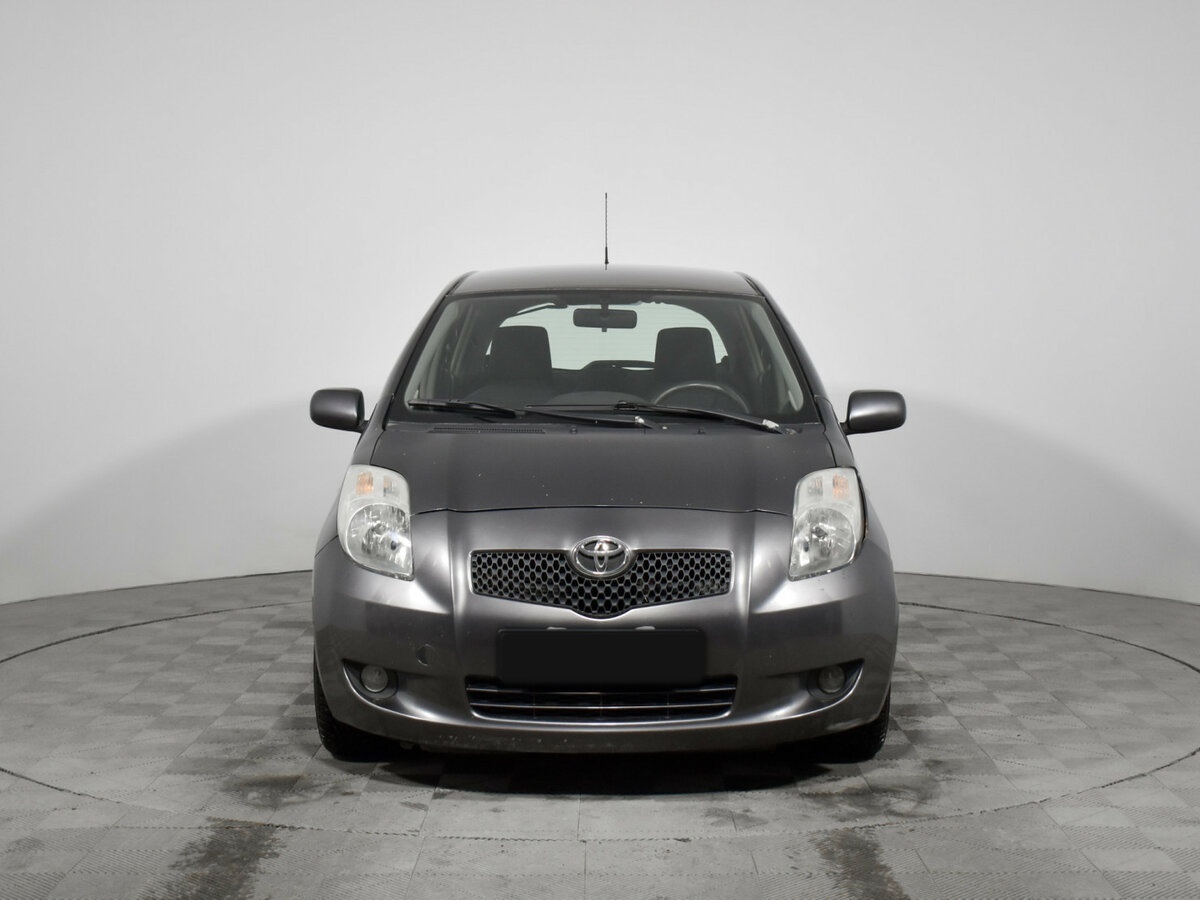 Toyota Yaris с пробегом — 2008 год. Фото: #1