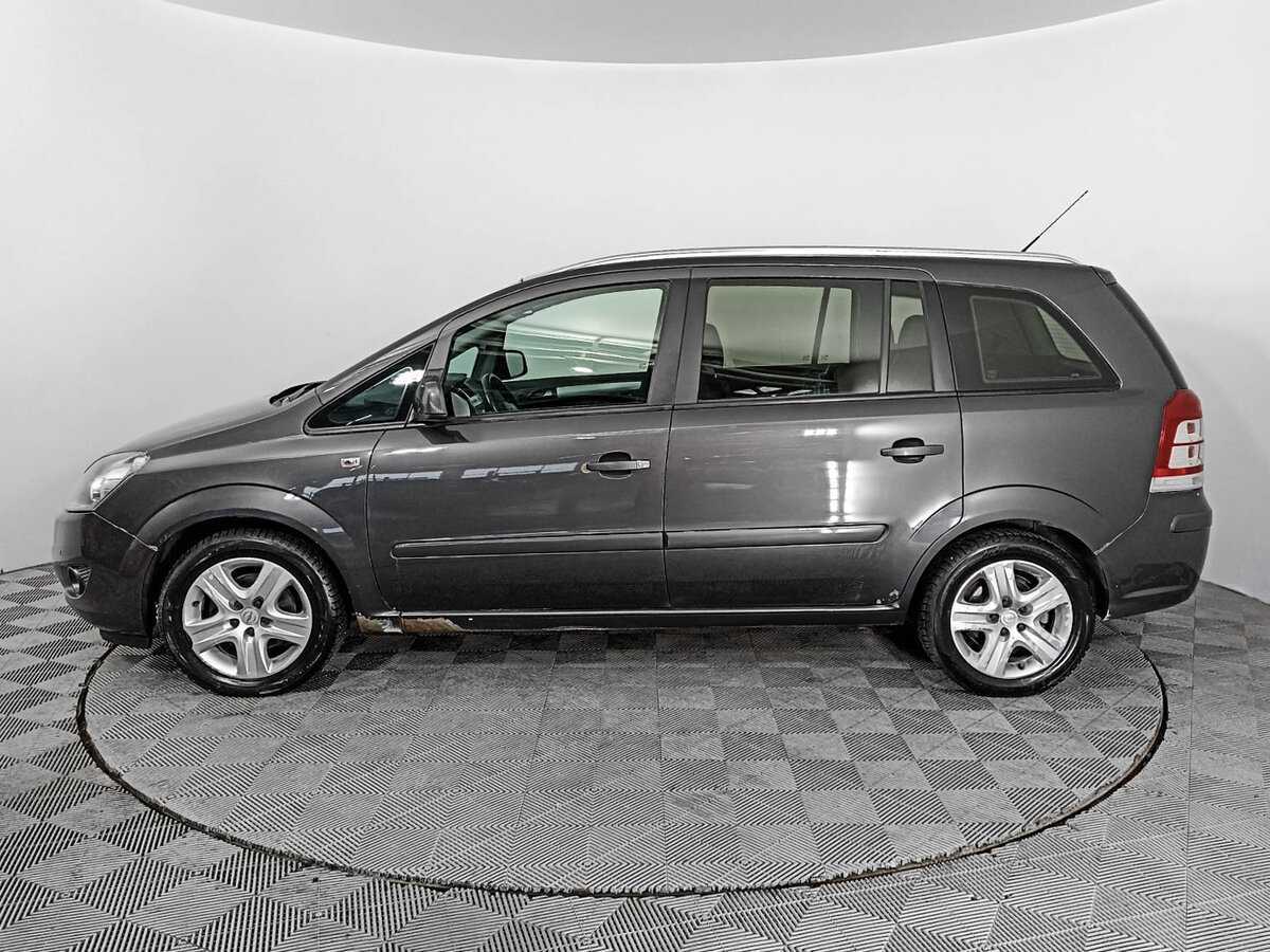 Opel Zafira с пробегом — 2012 год. Фото: #7