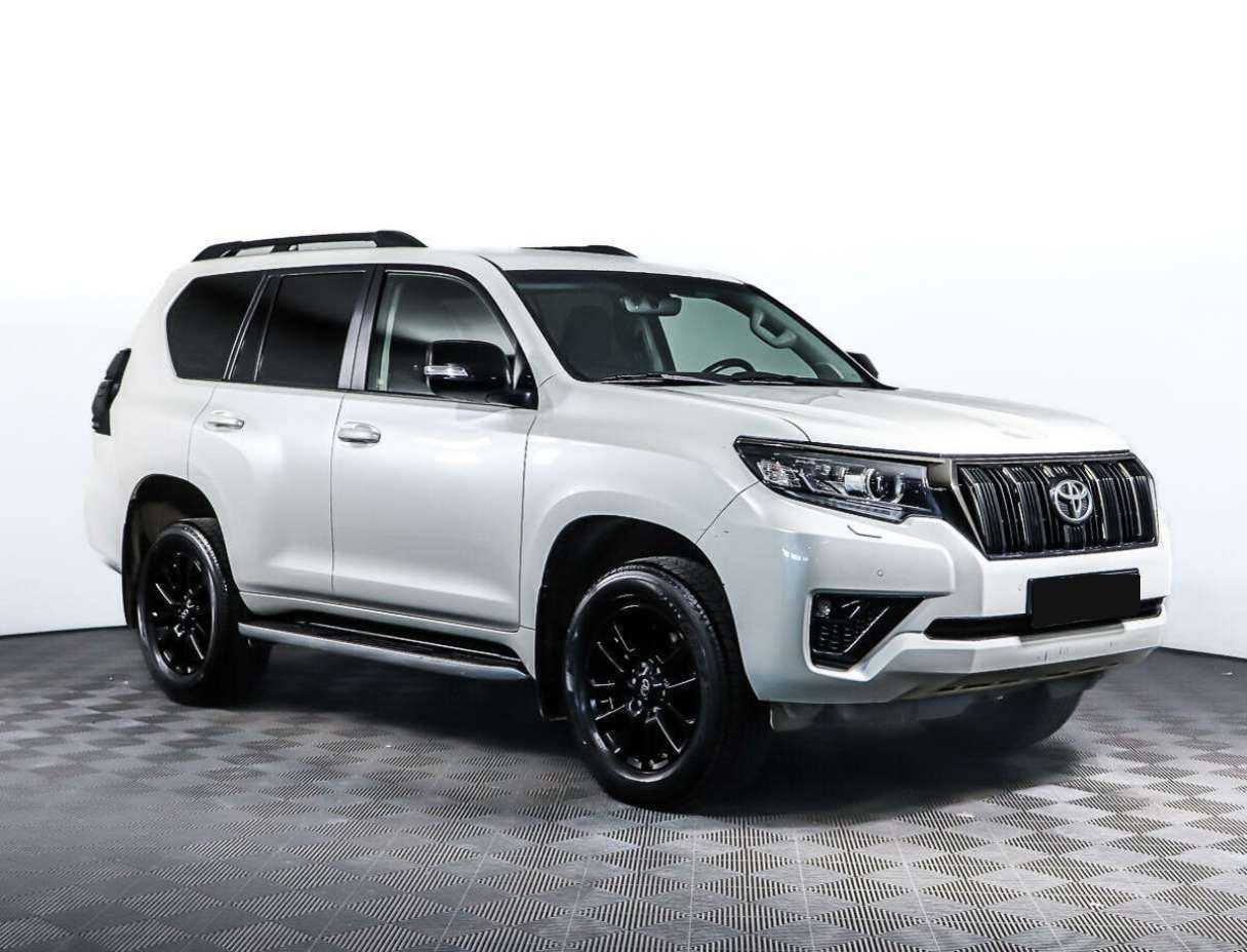 Toyota Land Cruiser Prado с пробегом — 2021 год. Фото: #2