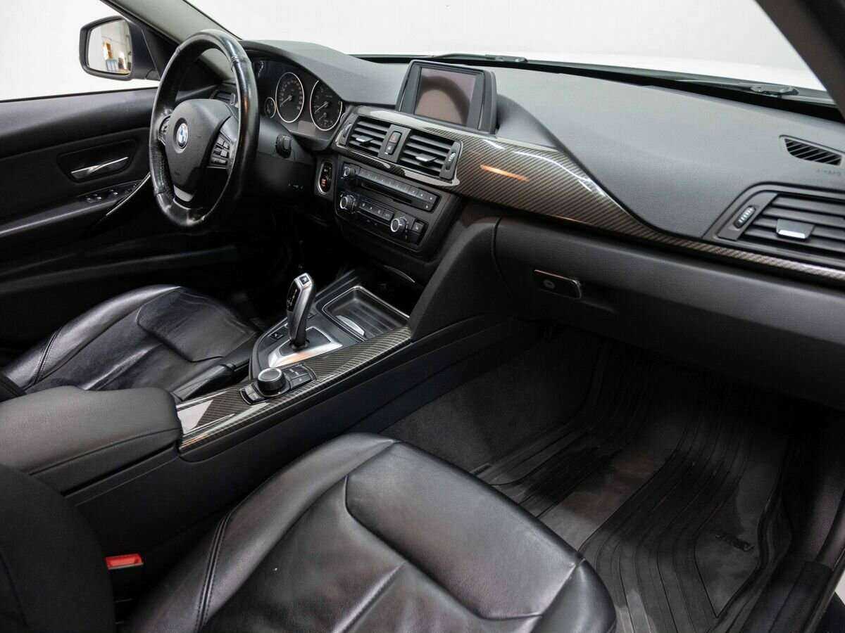 BMW 3 серии с пробегом — 2014 год. Фото: #10