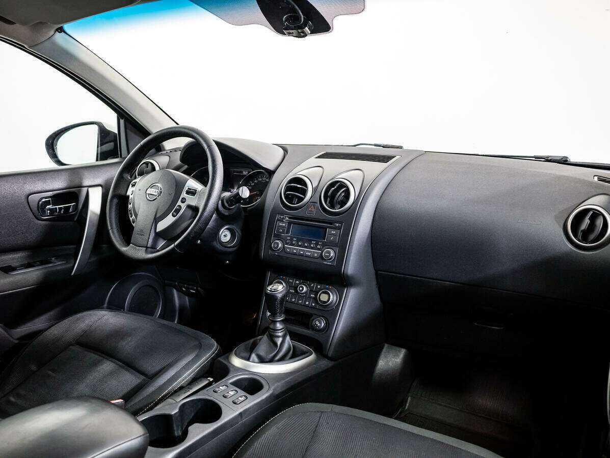Nissan Qashqai с пробегом — 2010 год. Фото: #8