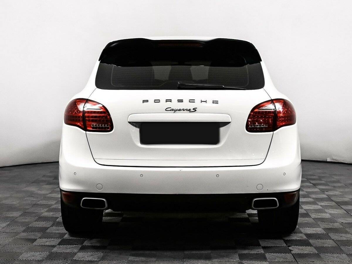 Porsche Cayenne с пробегом — 2010 год. Фото: #5