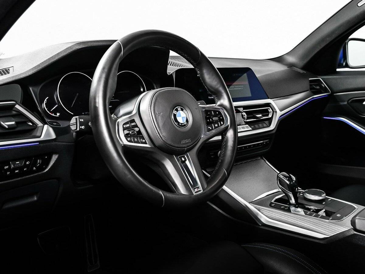 BMW 3 серии с пробегом — 2019 год. Фото: #11