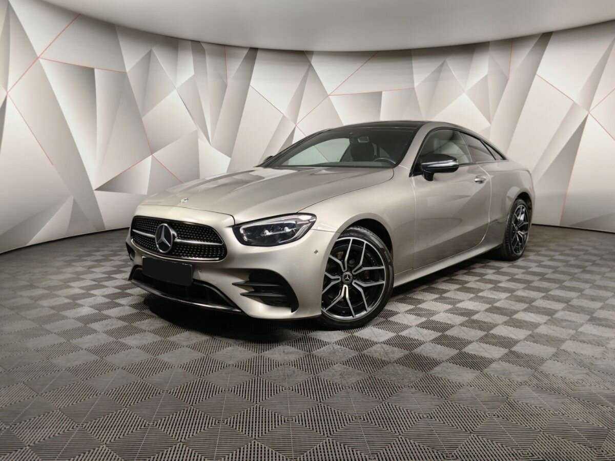 Mercedes-Benz E-Класс с пробегом — 2020 год. Посмотреть фото