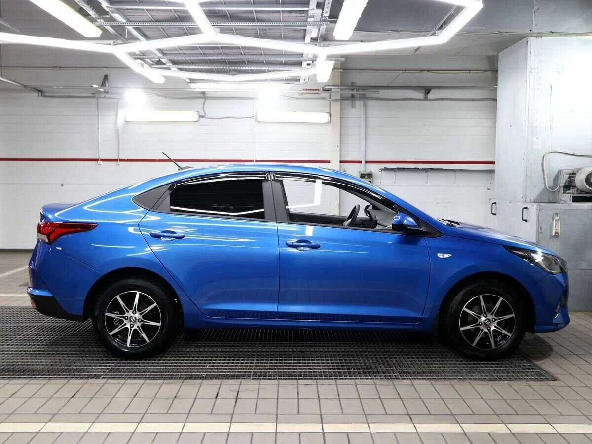 Hyundai Solaris с пробегом — 2021 год. Фото: #11