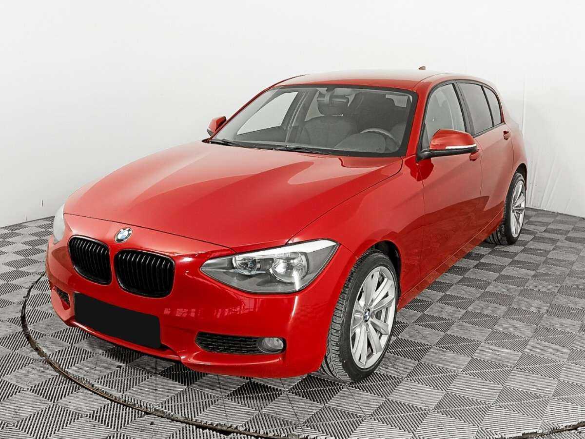 BMW 1 серии с пробегом — 2012 год. Посмотреть фото