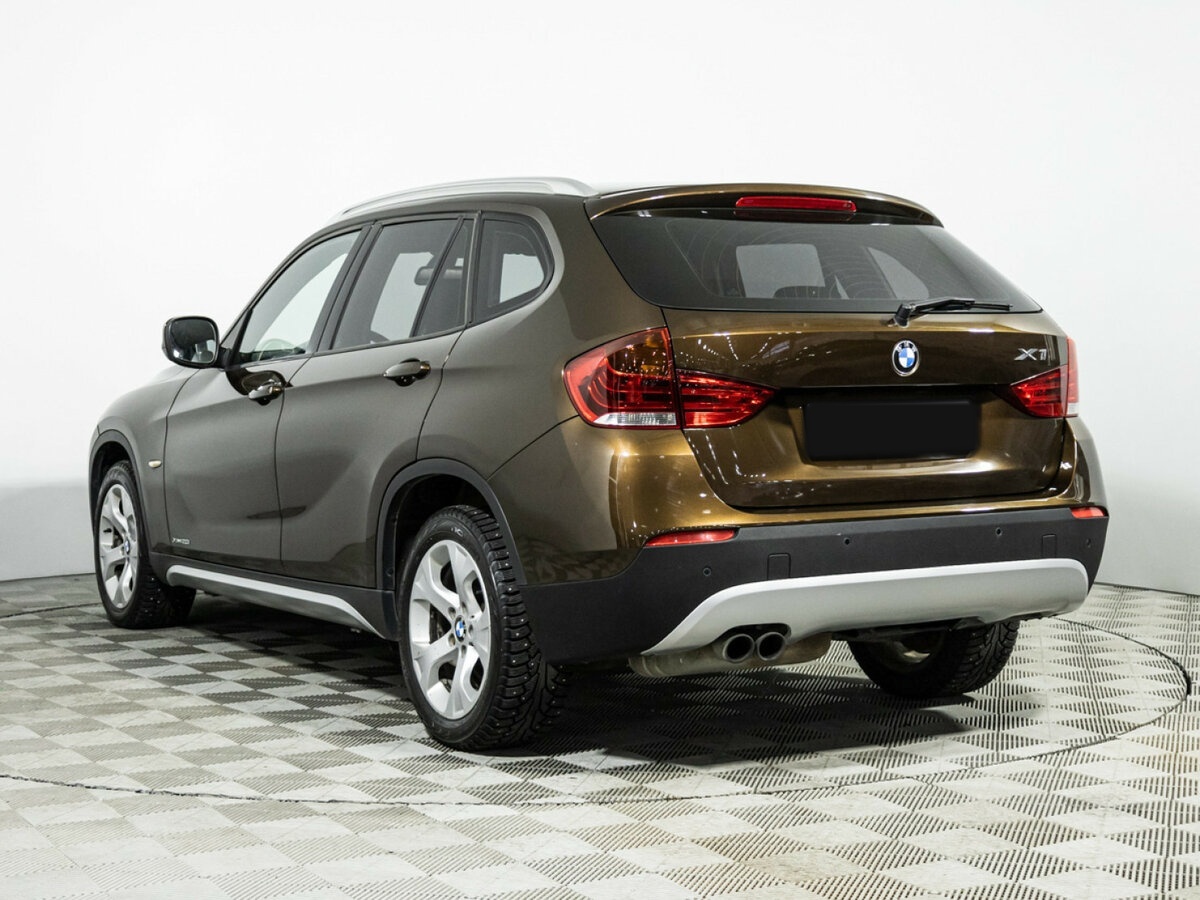 BMW X1 с пробегом — 2012 год. Фото: #6