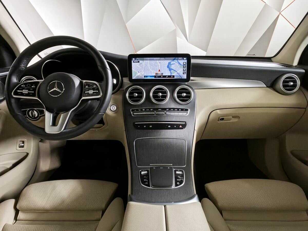 Mercedes-Benz GLC Coupe с пробегом — 2019 год. Фото: #9