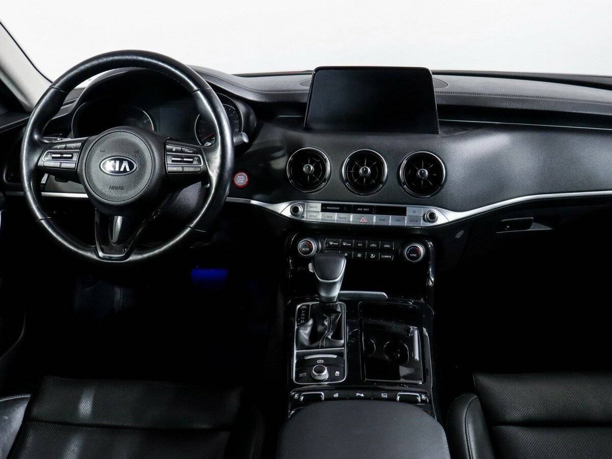 Kia Stinger с пробегом — 2019 год. Фото: #7