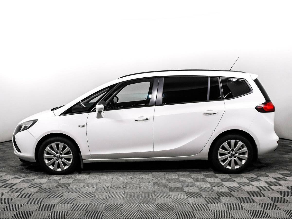 Opel Zafira с пробегом — 2013 год. Фото: #7