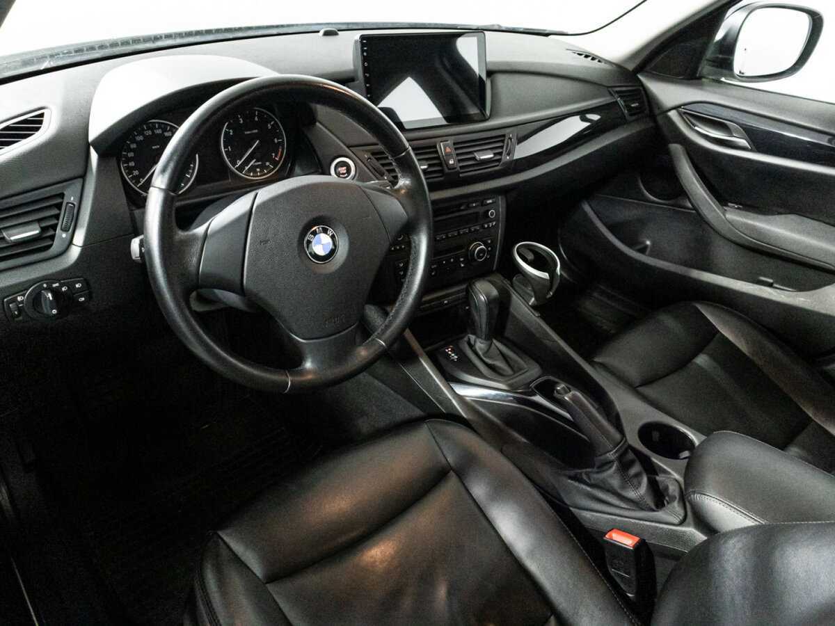 BMW X1 с пробегом — 2010 год. Фото: #10